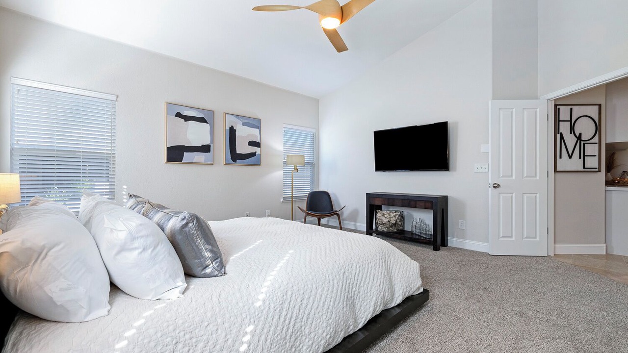 Photo of Bedroom in Raisin