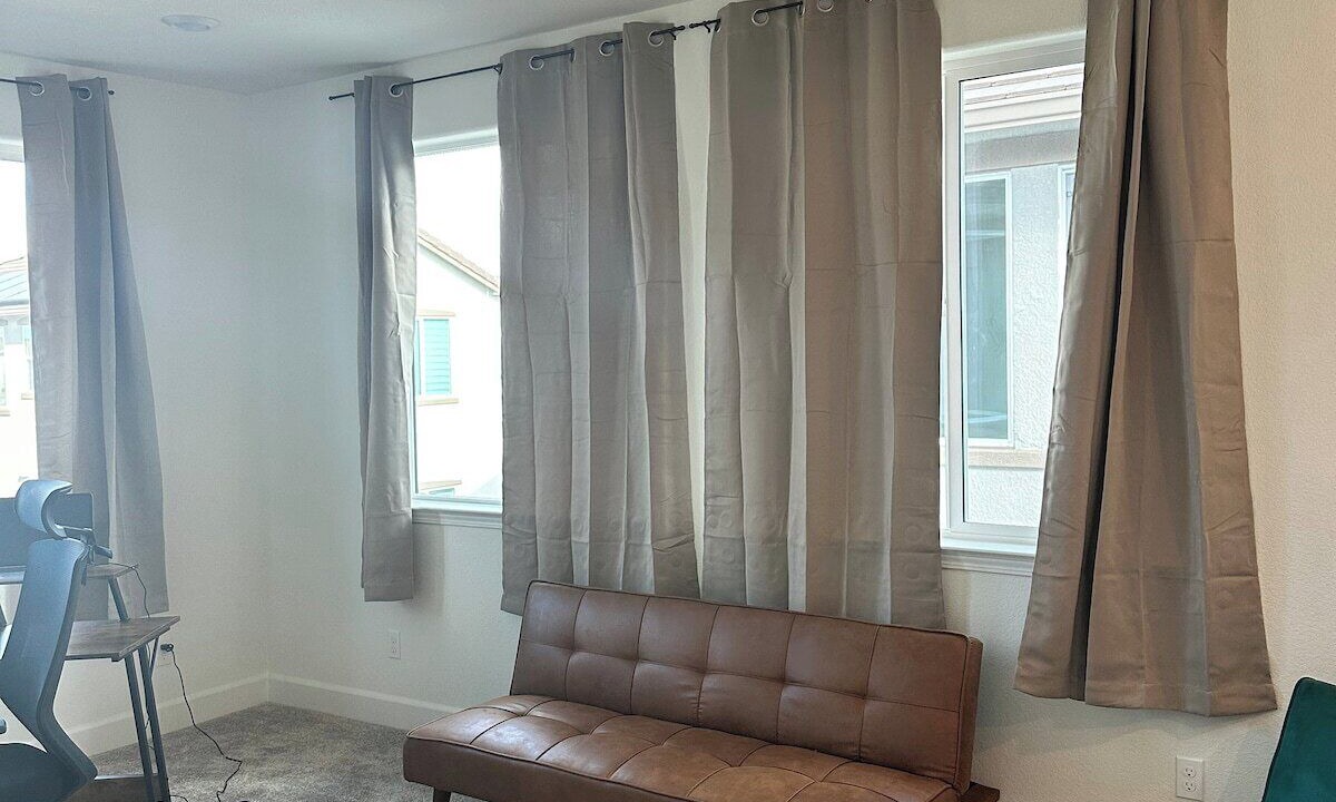 Photo of Livingroom in Roseville