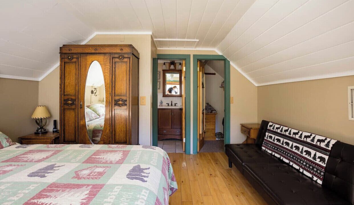 Photo of Bedroom in Pine Mountain Club