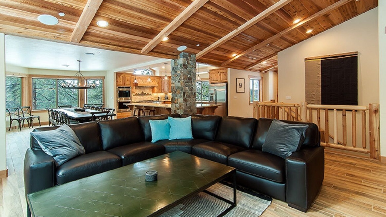 Photo of Livingroom in South Lake Tahoe