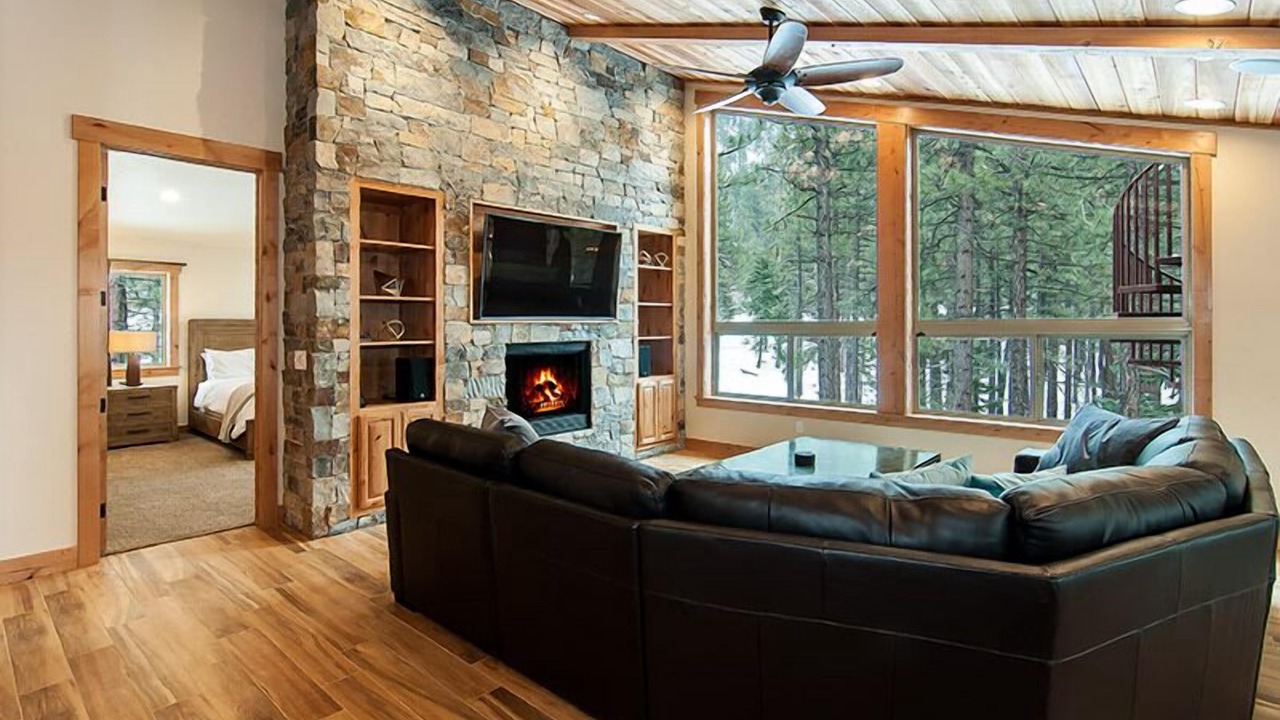 Photo of Livingroom in South Lake Tahoe