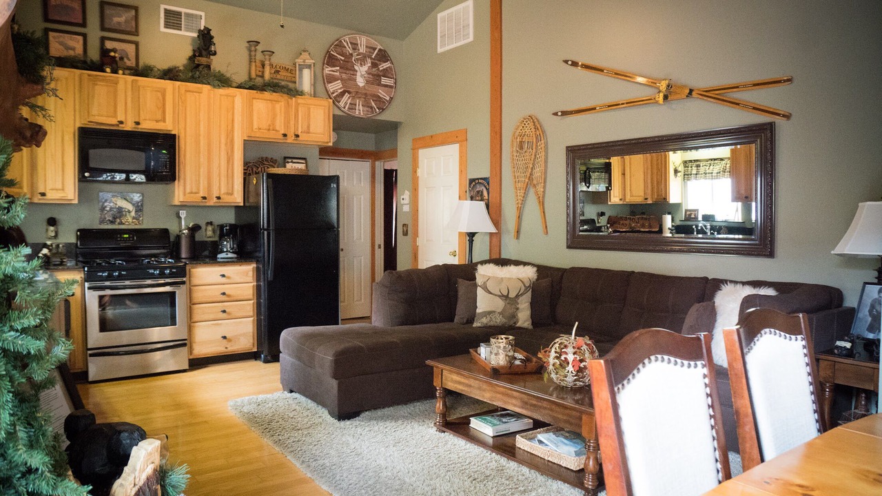 Photo of Livingroom in Bass Lake