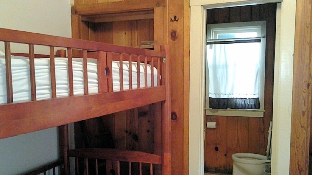 Photo of Livingroom in Huntington Lake