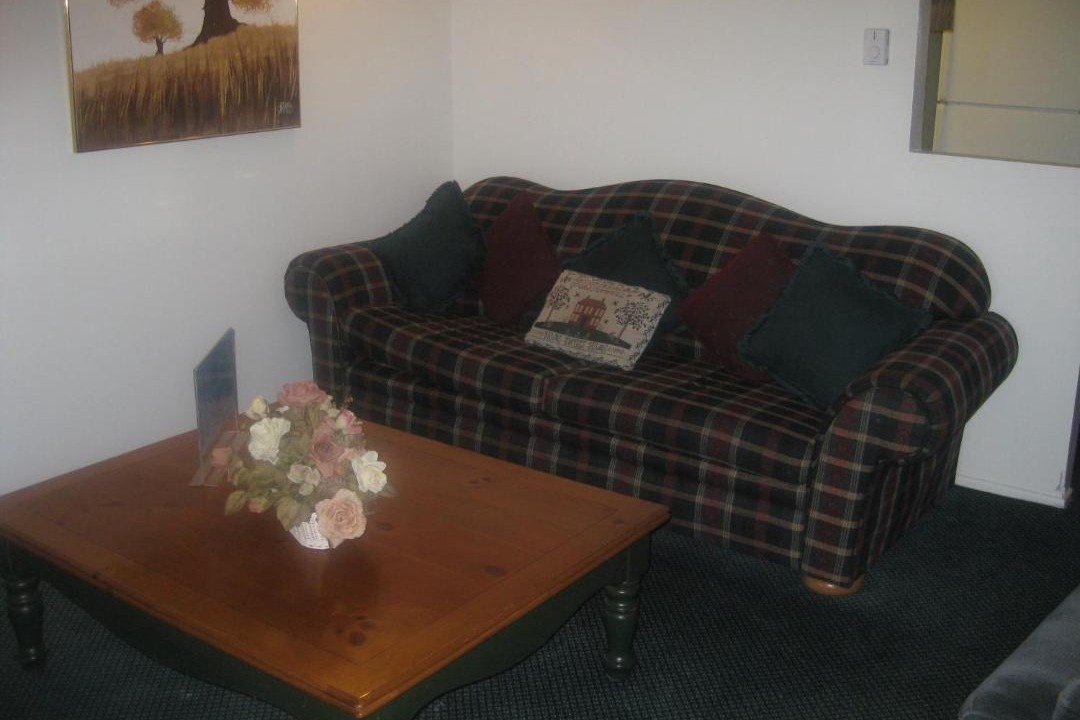 Photo of Livingroom in June Lake