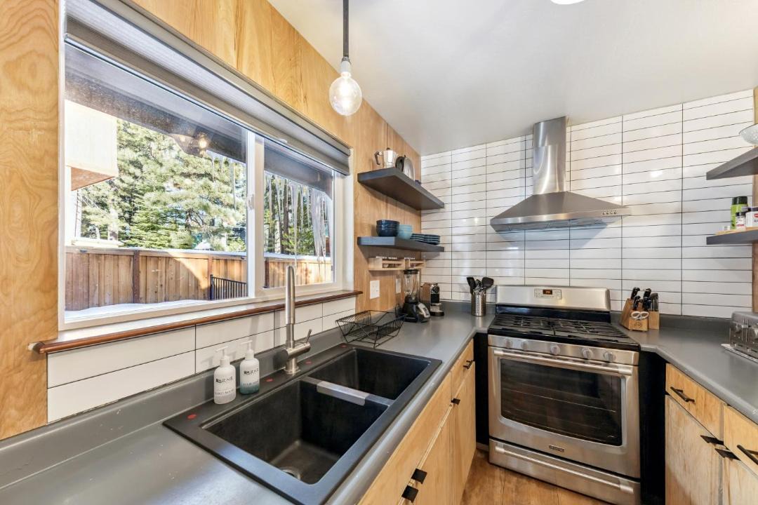 Photo of Kitchen in Pioneer Trail