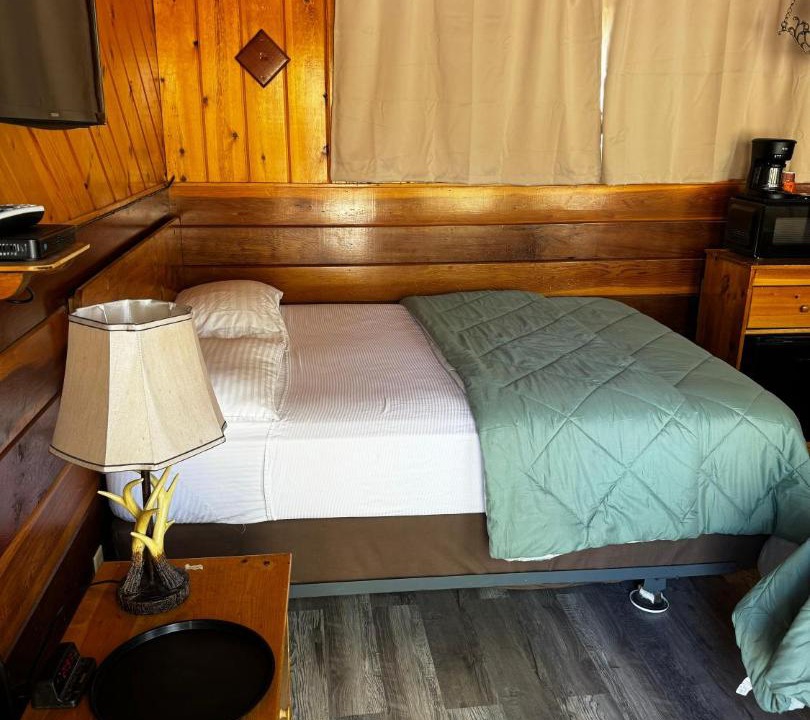 Photo of Bedroom in Walker