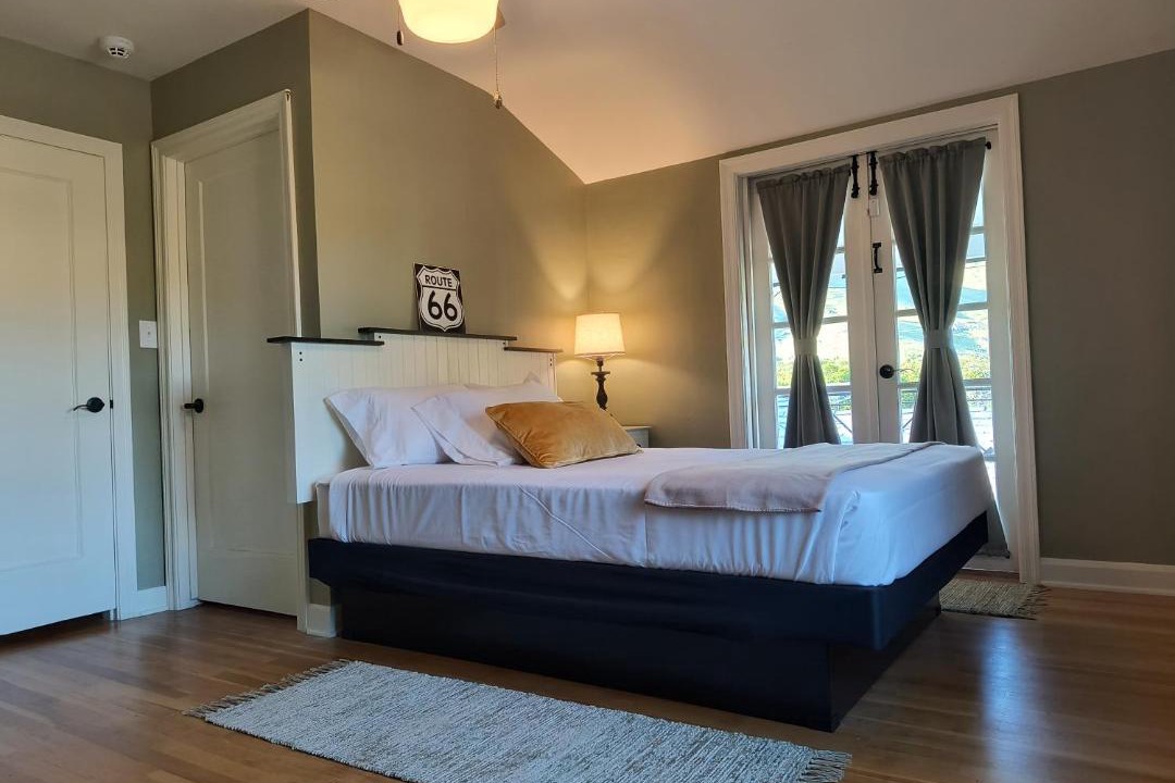 Photo of Bedroom in Woodlake