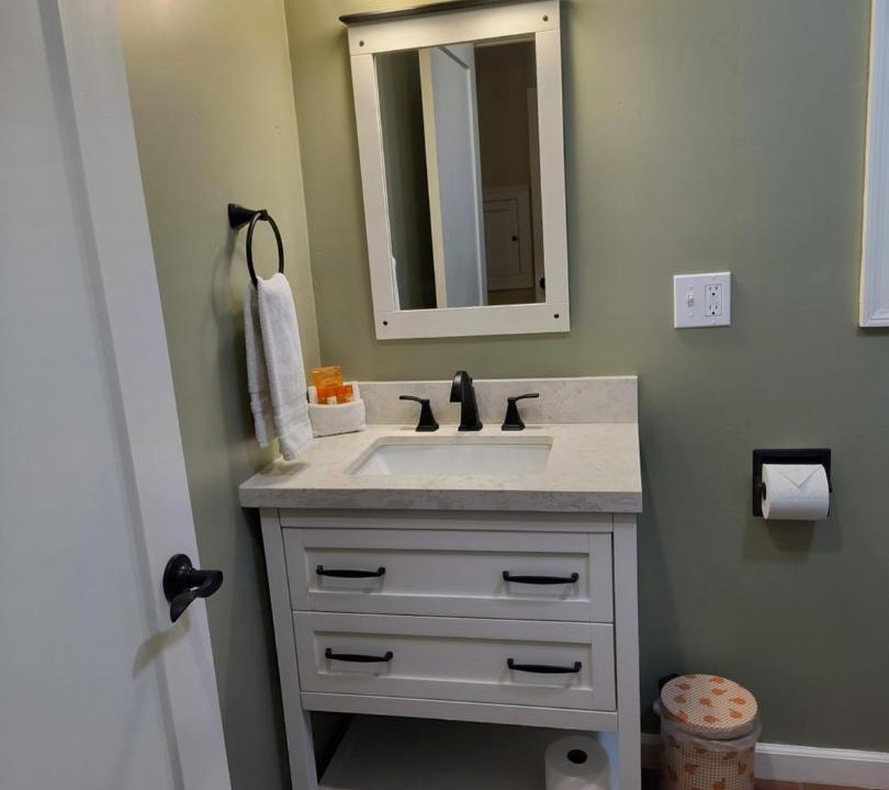 Photo of Bathroom in Woodlake