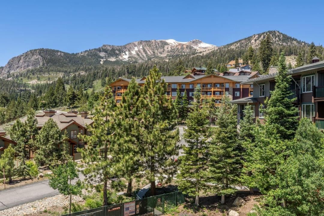 Photo of Others in Mammoth Lakes