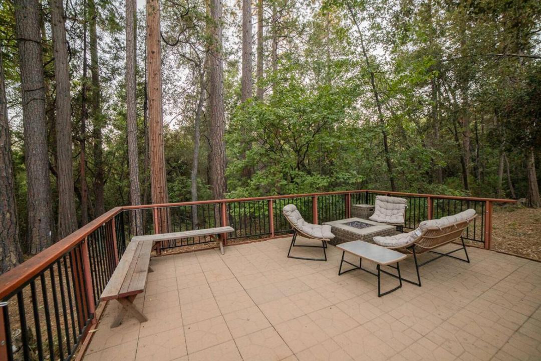 Photo of Patio Balcony in Twain Harte