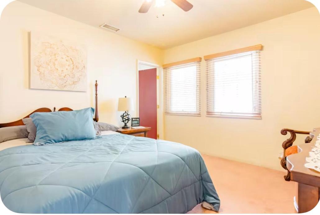 Photo of Bedroom in Montebello