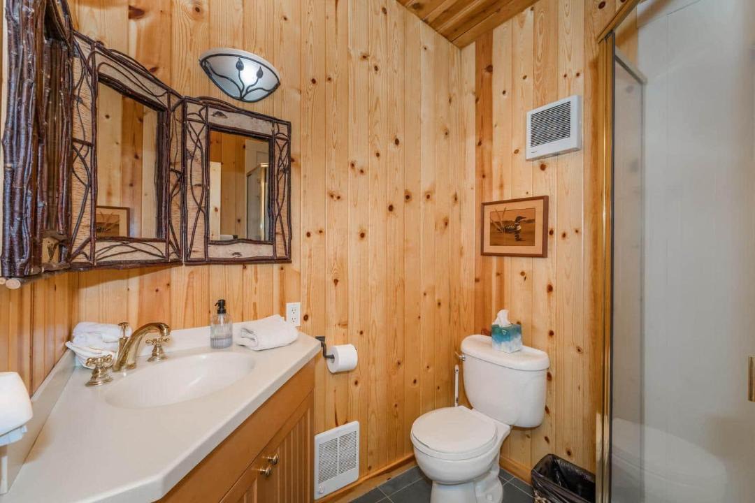 Photo of Bathroom in Chamberlands