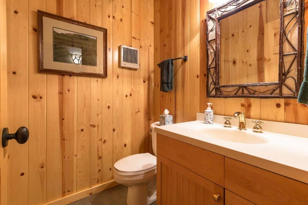 Photo of Bathroom in Chamberlands