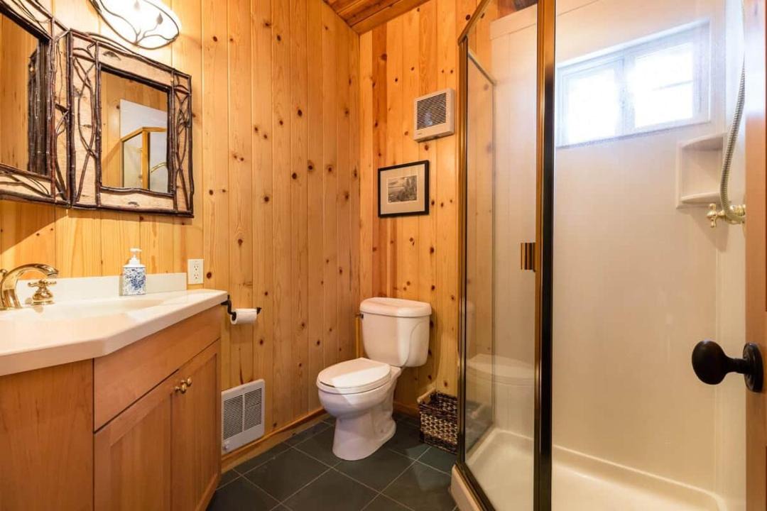 Photo of Bathroom in Chamberlands