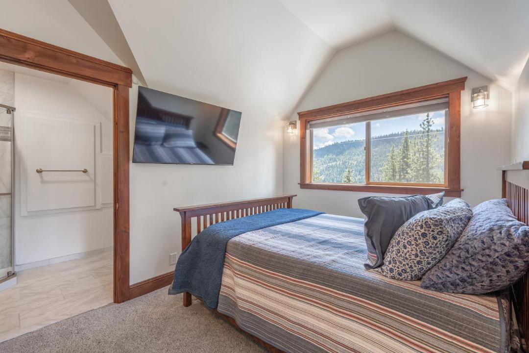 Photo of Bedroom in Truckee