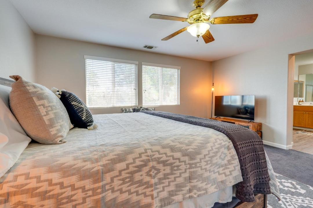 Photo of Bedroom in Copperopolis