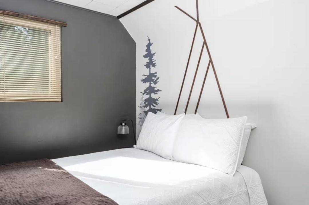 Photo of Bedroom in Sierra Cedars