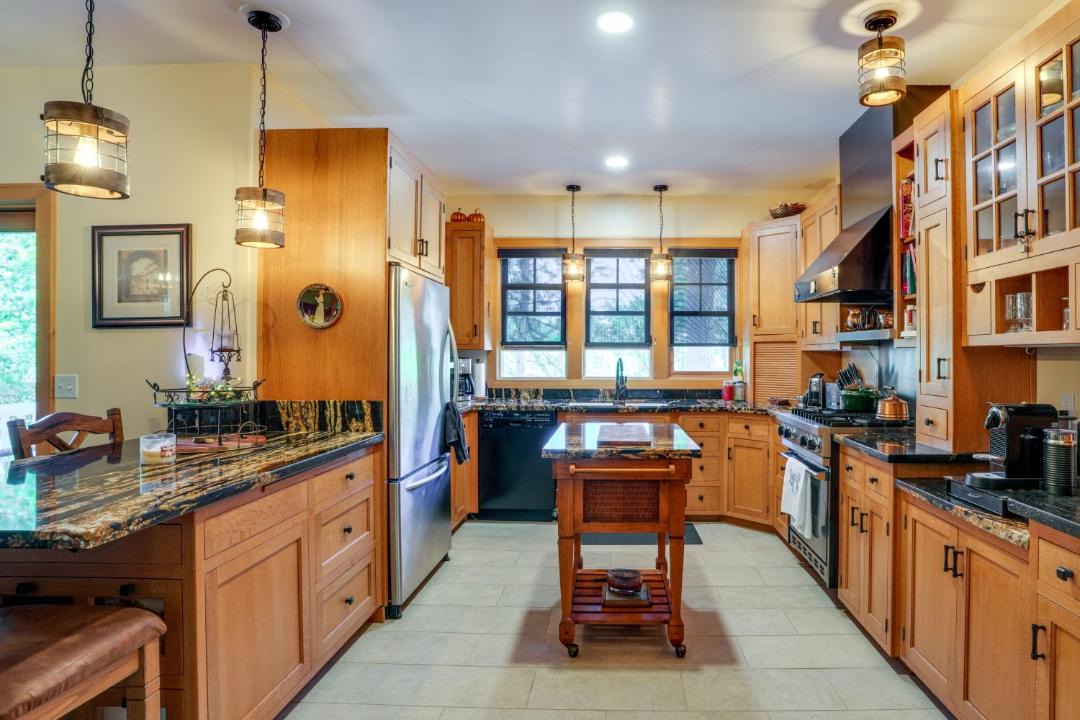 Photo of Kitchen in Tuolumne