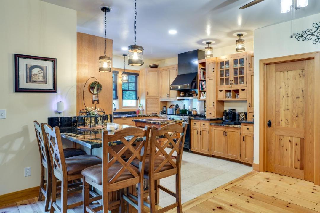 Photo of Kitchen in Tuolumne