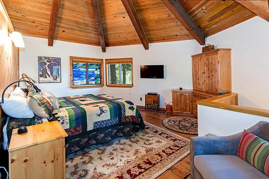 Photo of Bedroom in Incline Village