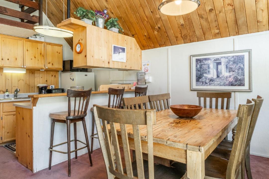 Photo of Kitchen in Mammoth Lakes
