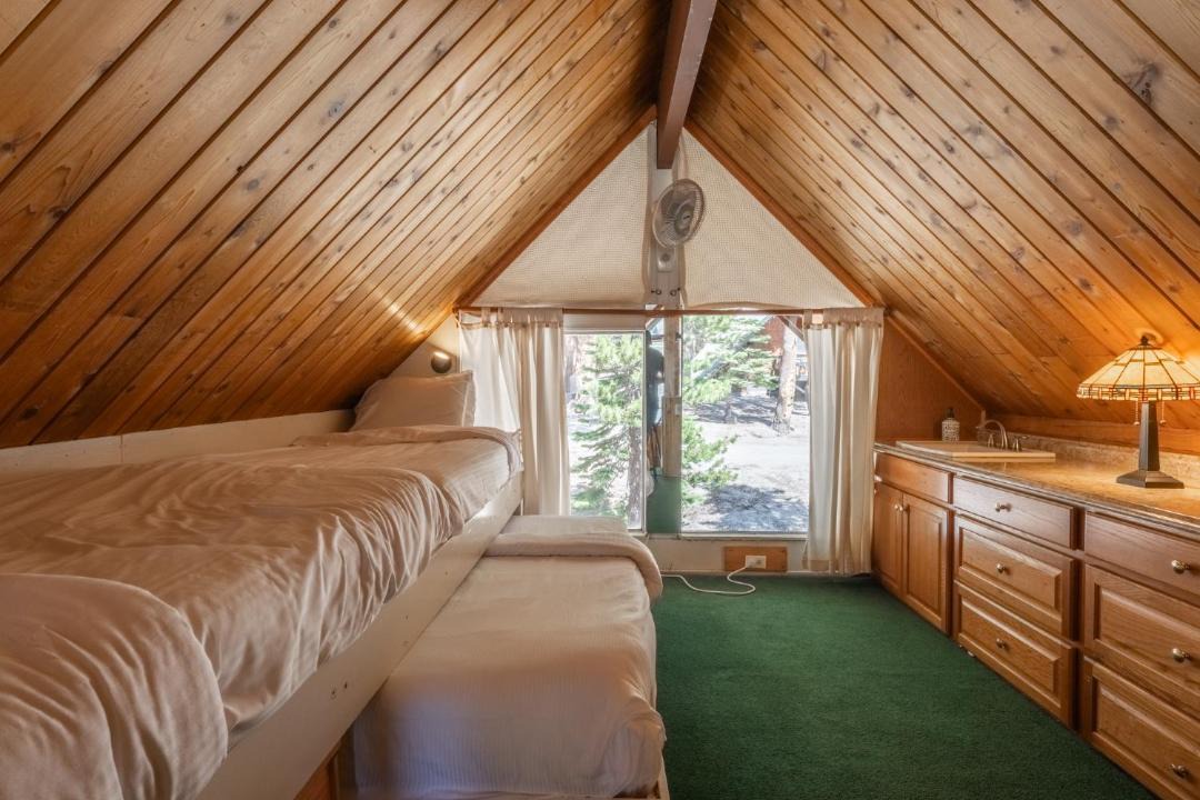 Photo of Bedroom in Mammoth Lakes