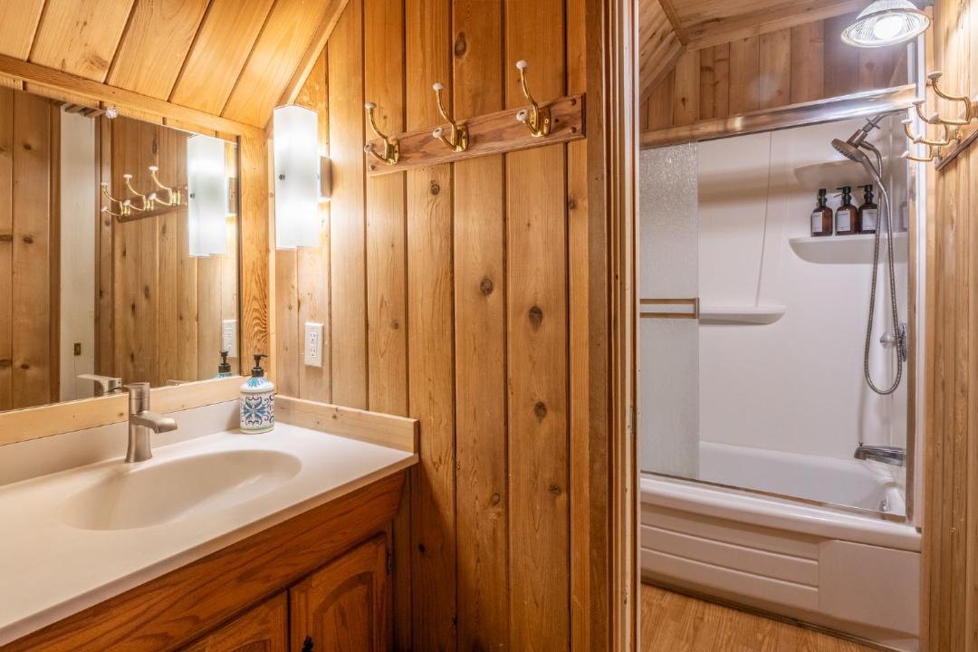 Photo of Bathroom in Mammoth Lakes