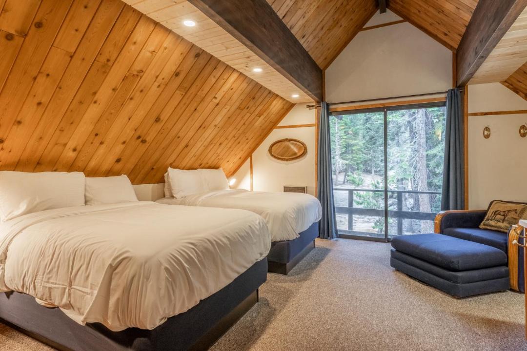 Photo of Bedroom in Mammoth Lakes