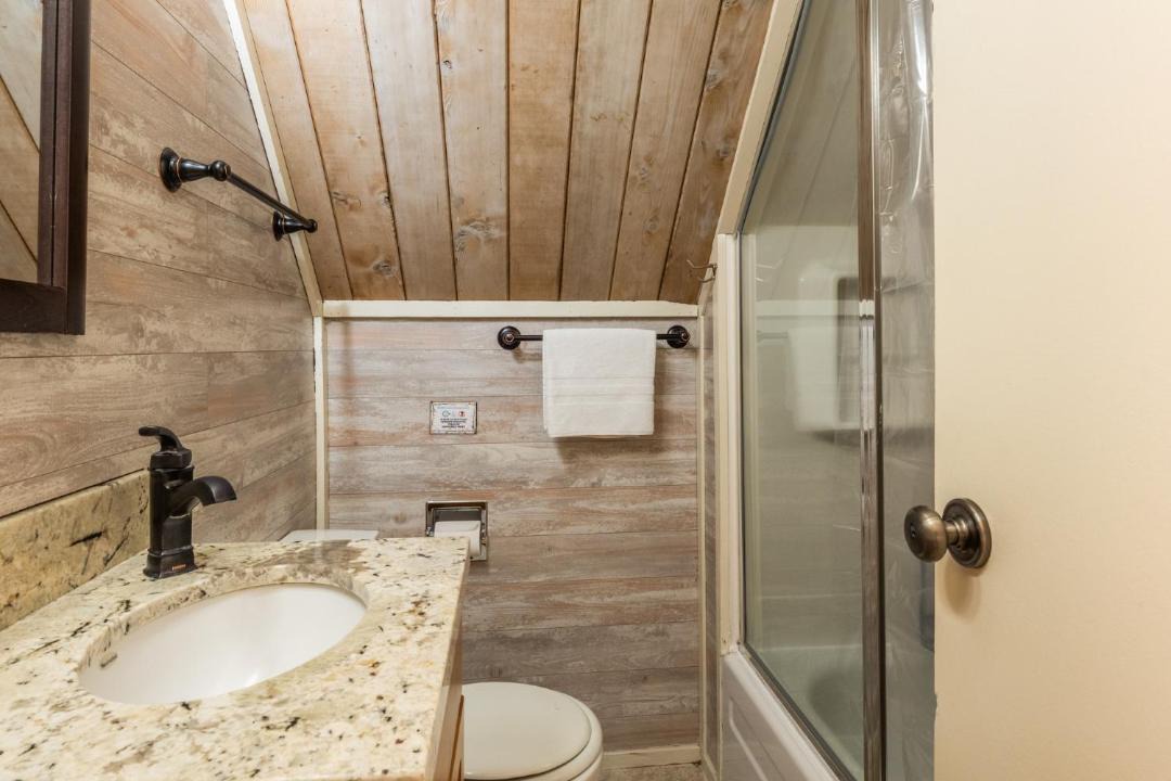 Photo of Bathroom in Mammoth Lakes