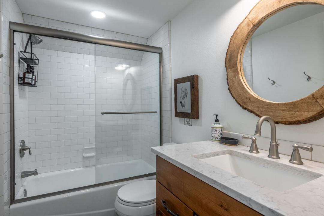 Photo of Bathroom in Mammoth Lakes