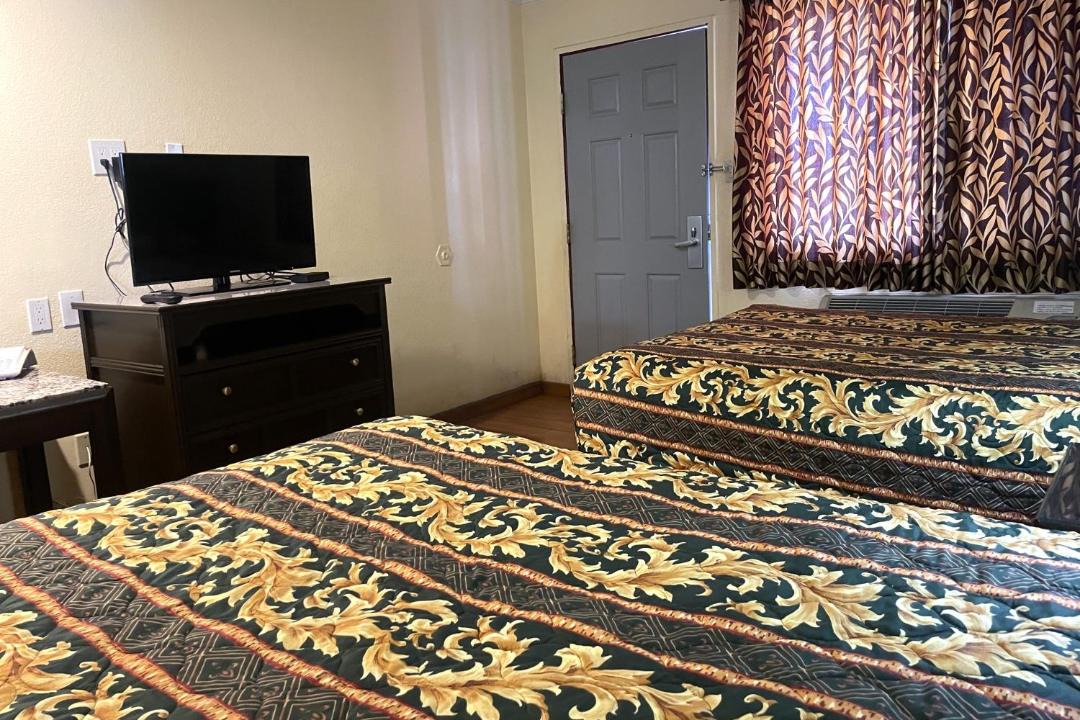 Photo of Bedroom in Los Banos