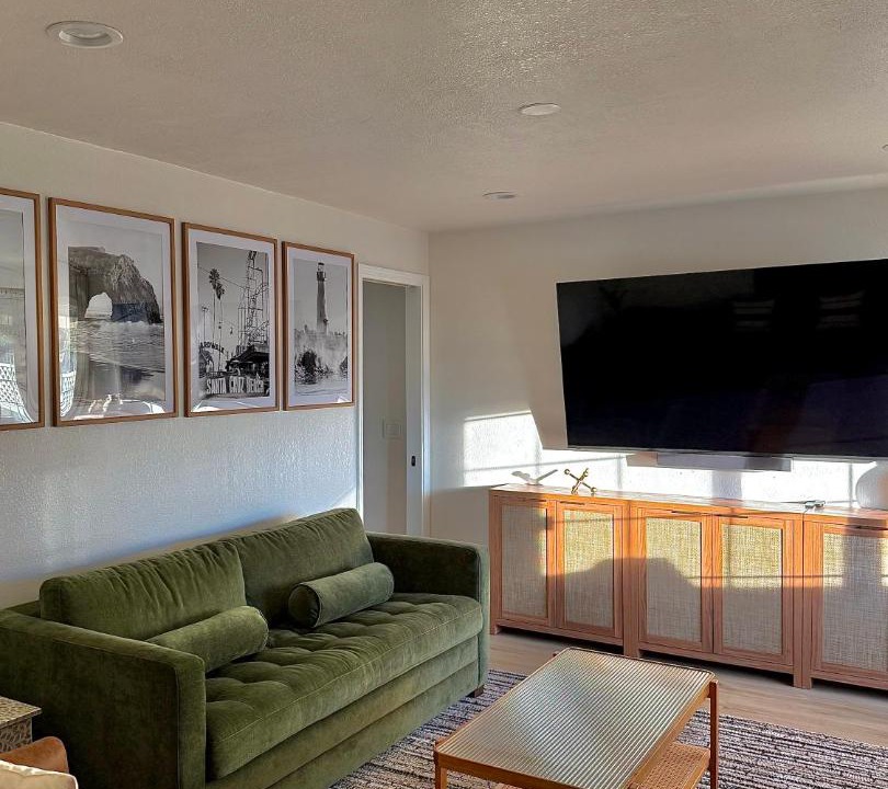 Photo of Livingroom in Eastside Santa Cruz
