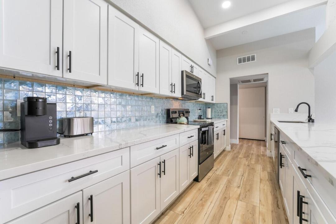 Photo of Kitchen in Charleston Preservation