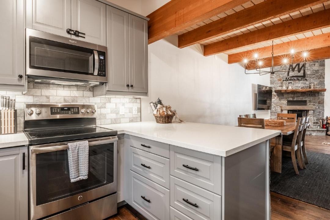 Photo of Kitchen in Mammoth Lakes