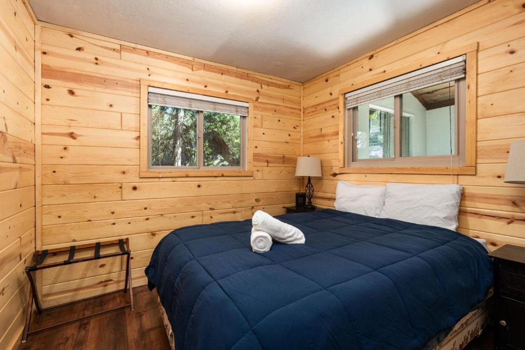 Photo of Bedroom in Sierra Cedars