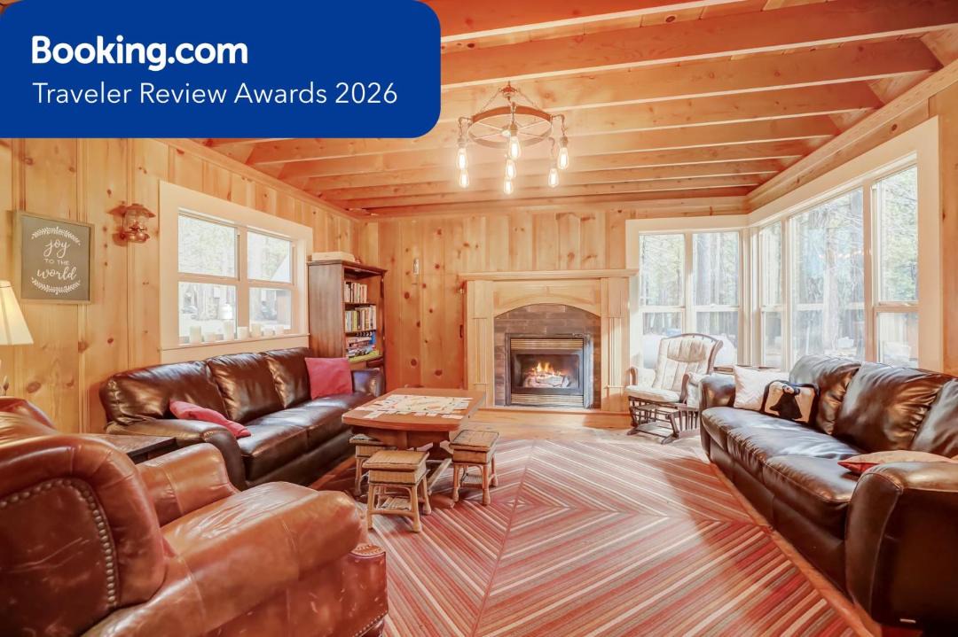 Photo of Livingroom in Mill Creek