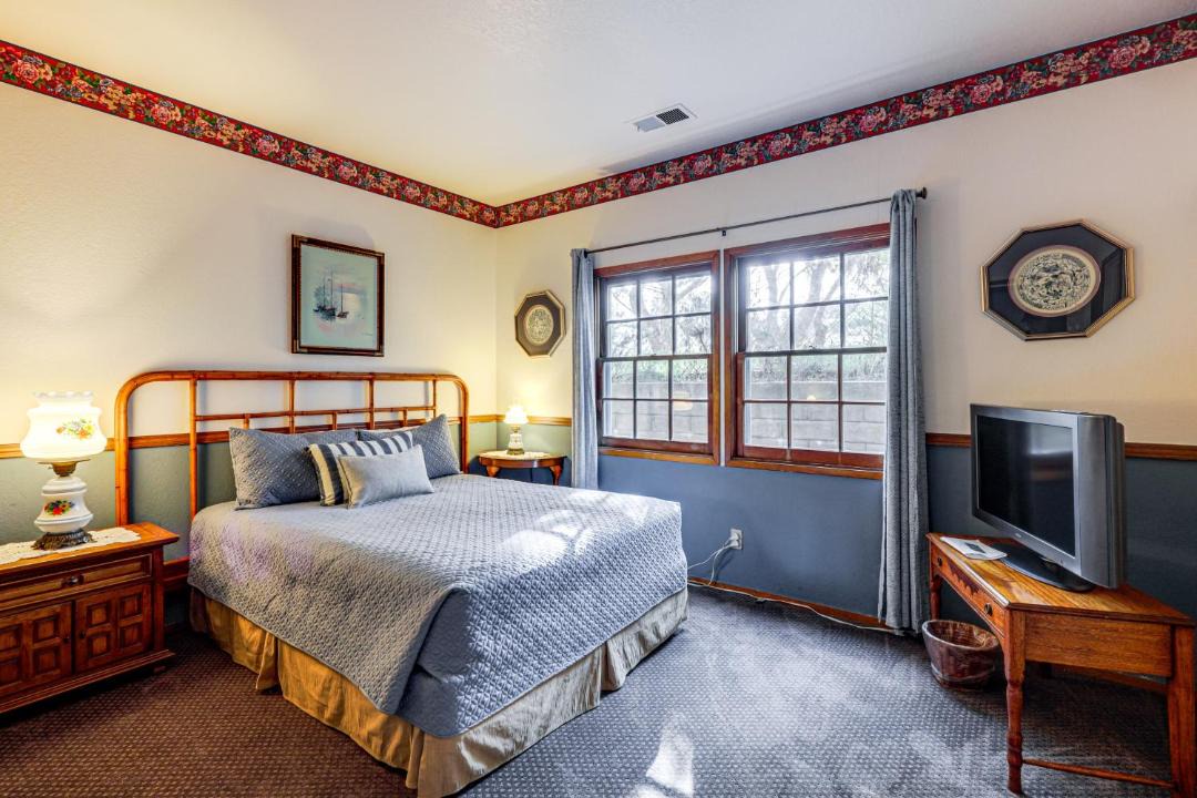 Photo of Bedroom in Lodge Hill