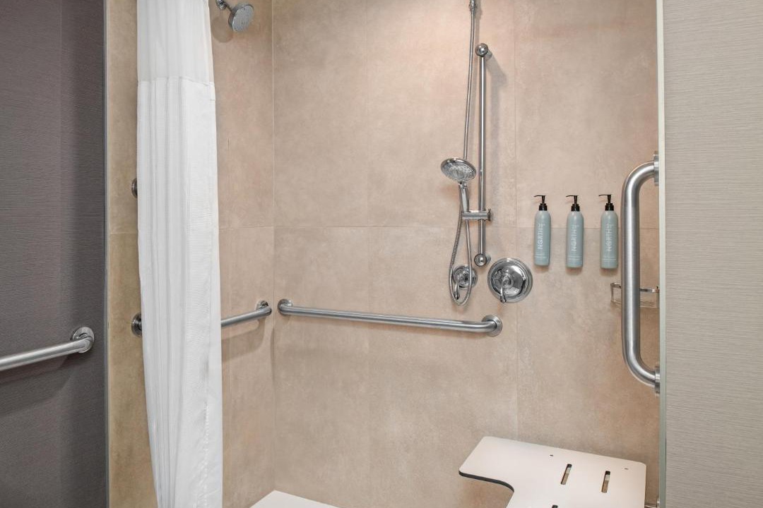 Photo of Bathroom in Woodland