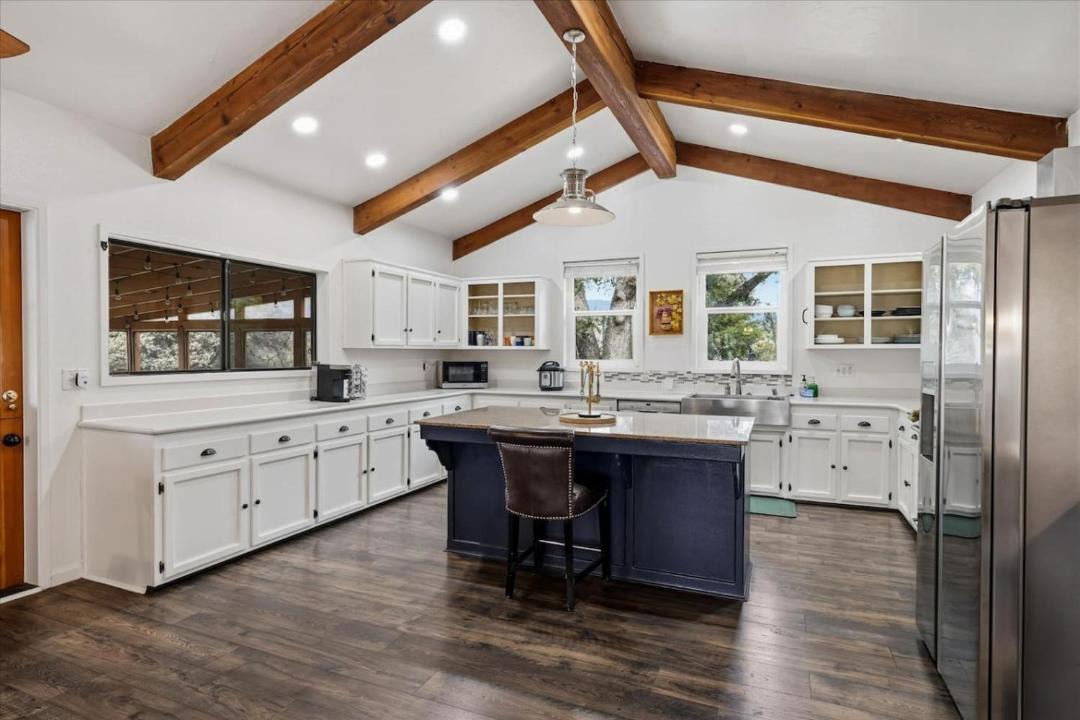 Photo of Kitchen in Yosemite Forks