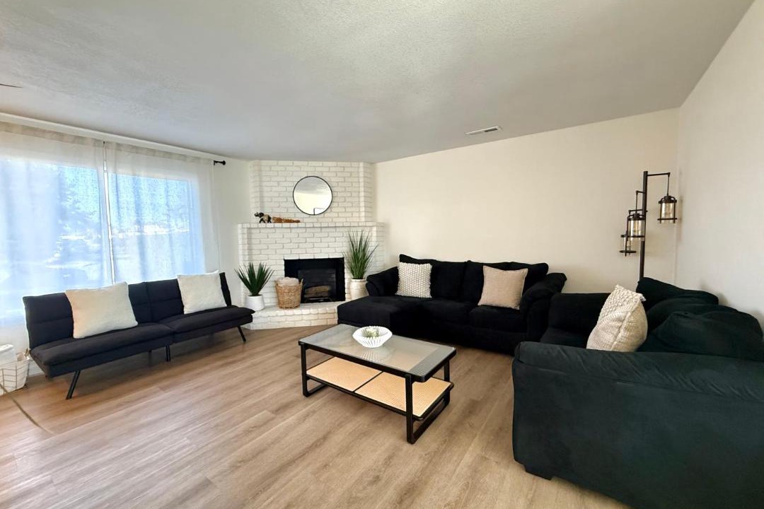 Photo of Livingroom in Salinas