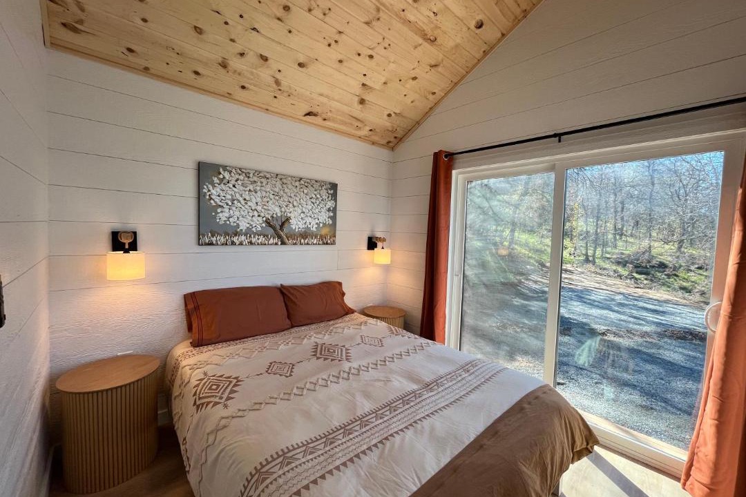 Photo of Bedroom in Coarsegold