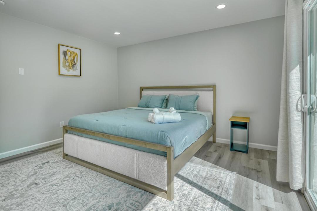 Photo of Bedroom in Groveland