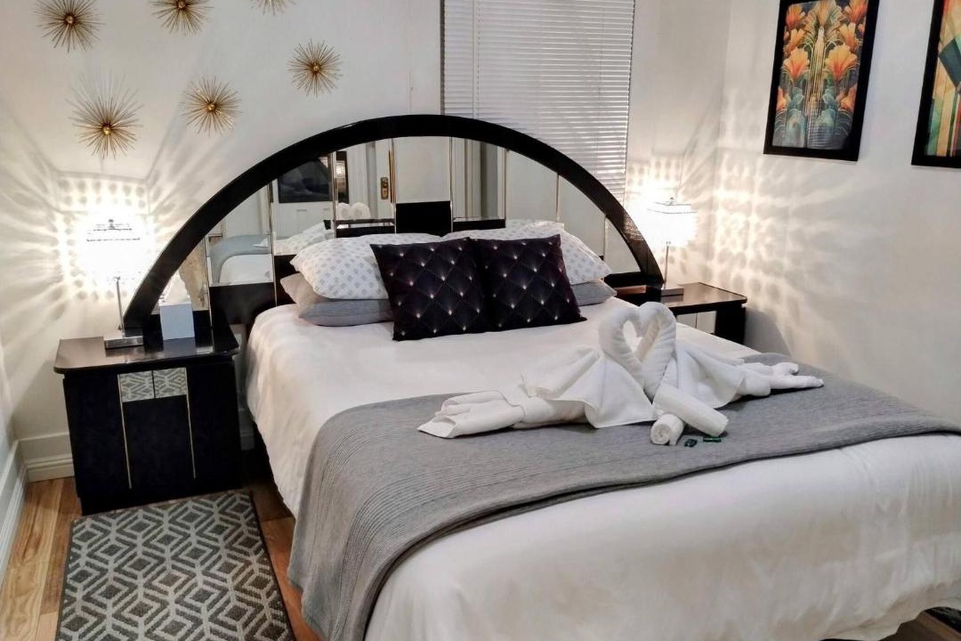 Photo of Bedroom in Midtown