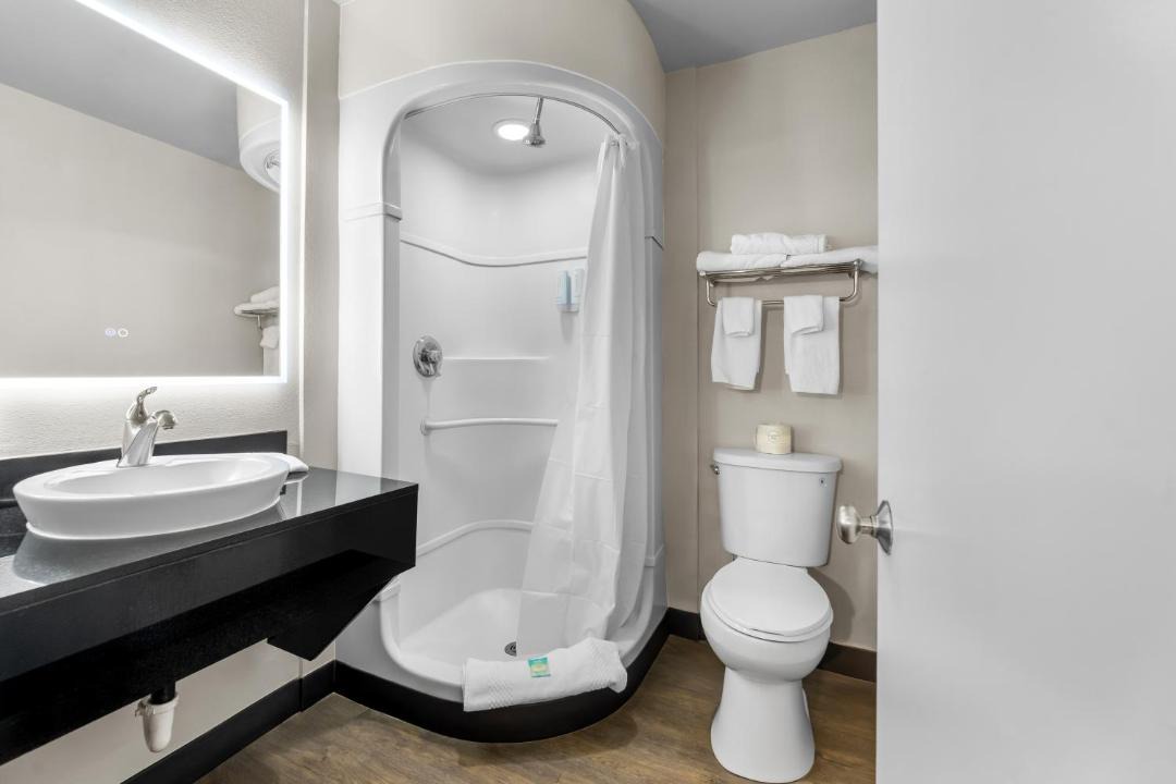 Photo of Bathroom in Winnemucca