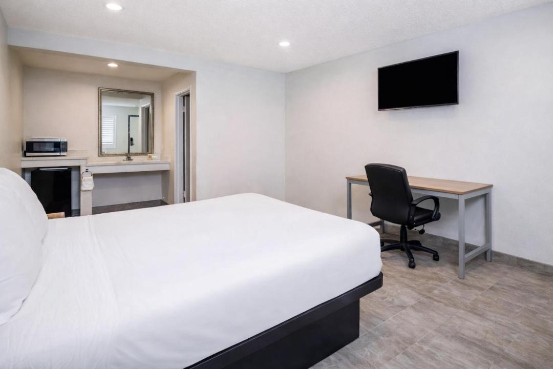 Photo of Bedroom in Bakersfield
