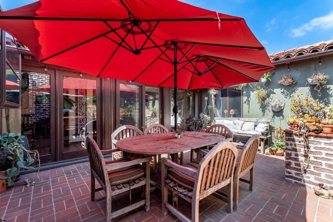 Photo of Patio Balcony in Valley Village