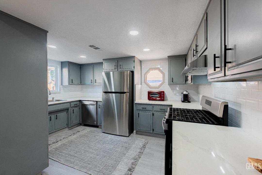 Photo of Kitchen in Riviera - Westchester
