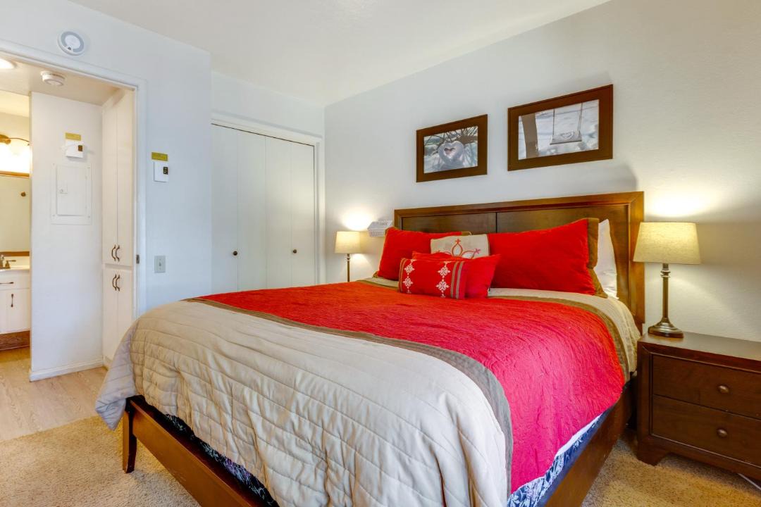 Photo of Bedroom in Mammoth Lakes