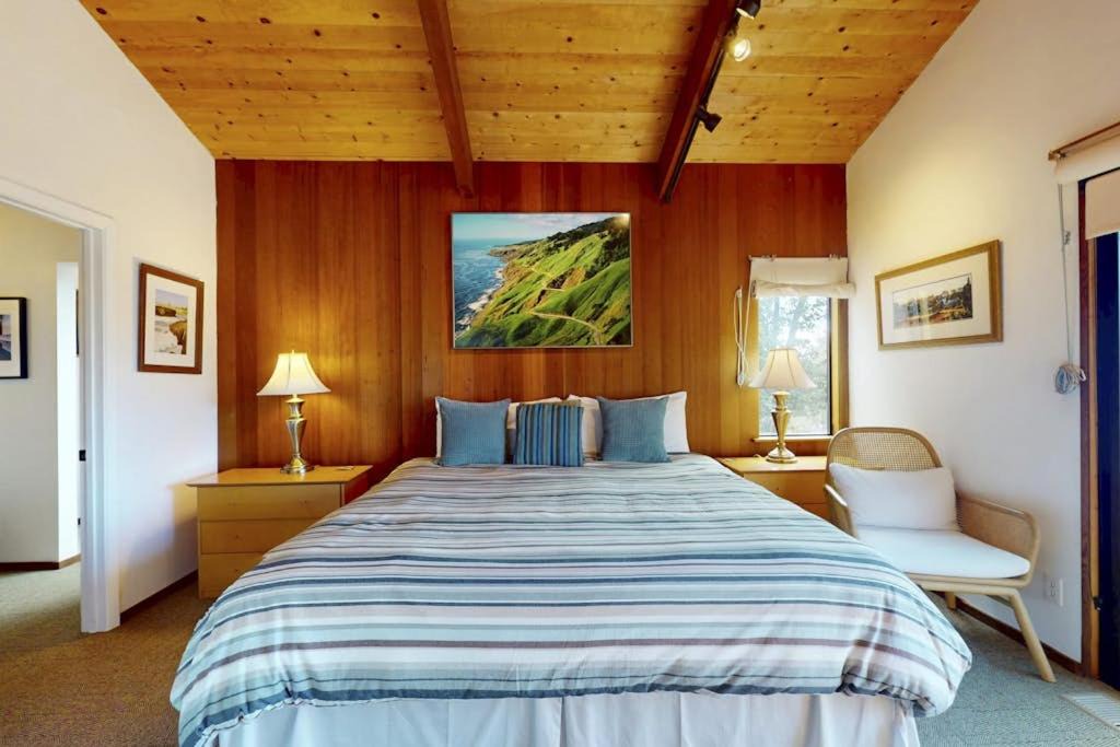 Photo of Bedroom in Sea Ranch