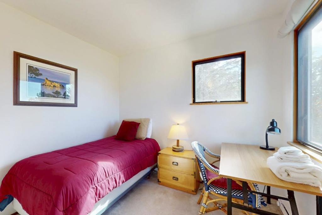 Photo of Bedroom in Sea Ranch